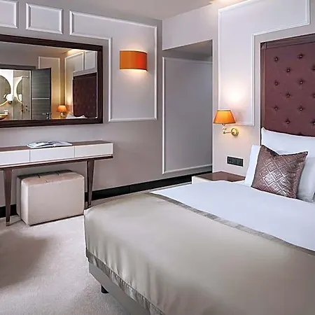 Boutique Saxonia 4*