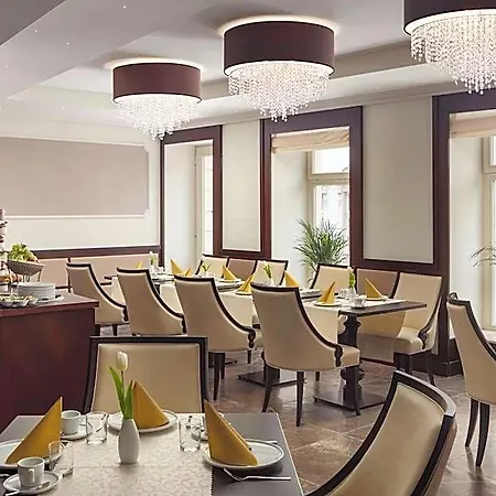 Boutique Saxonia Hotel 4*